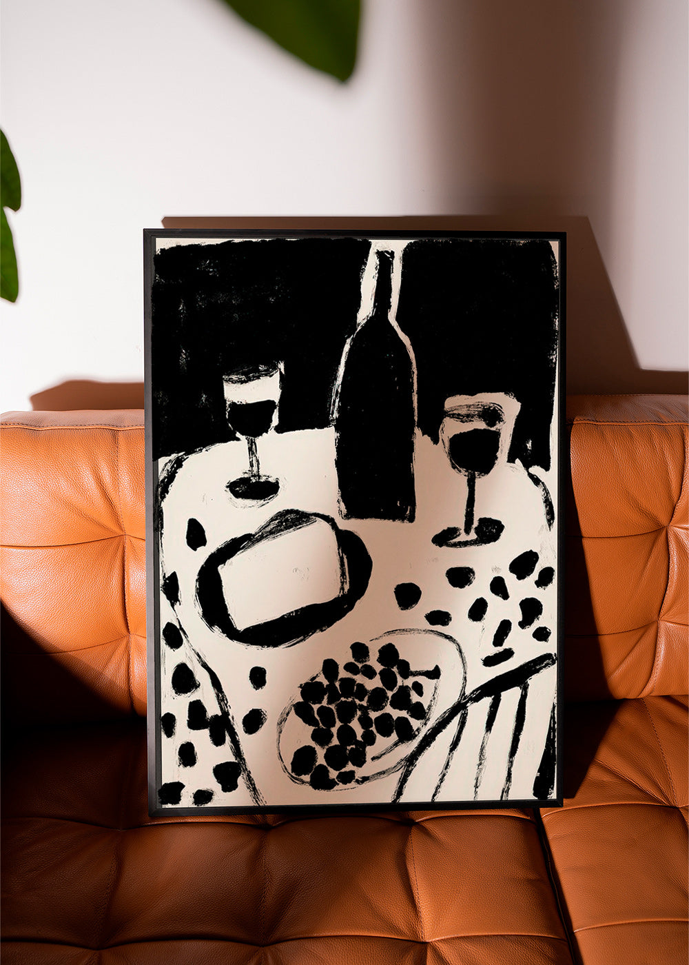 Arte para cozinha: garrafa e uvas monocromáticas