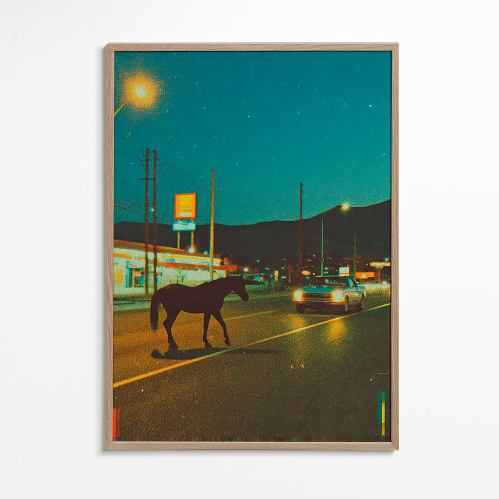 Cavalo noturno na estrada