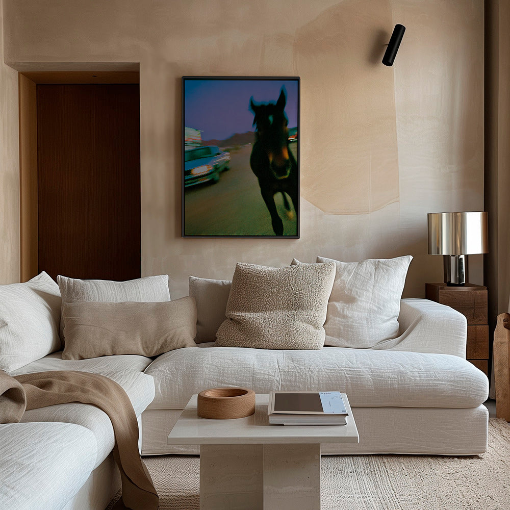 Quadro cavalo em movimento ao anoitecer