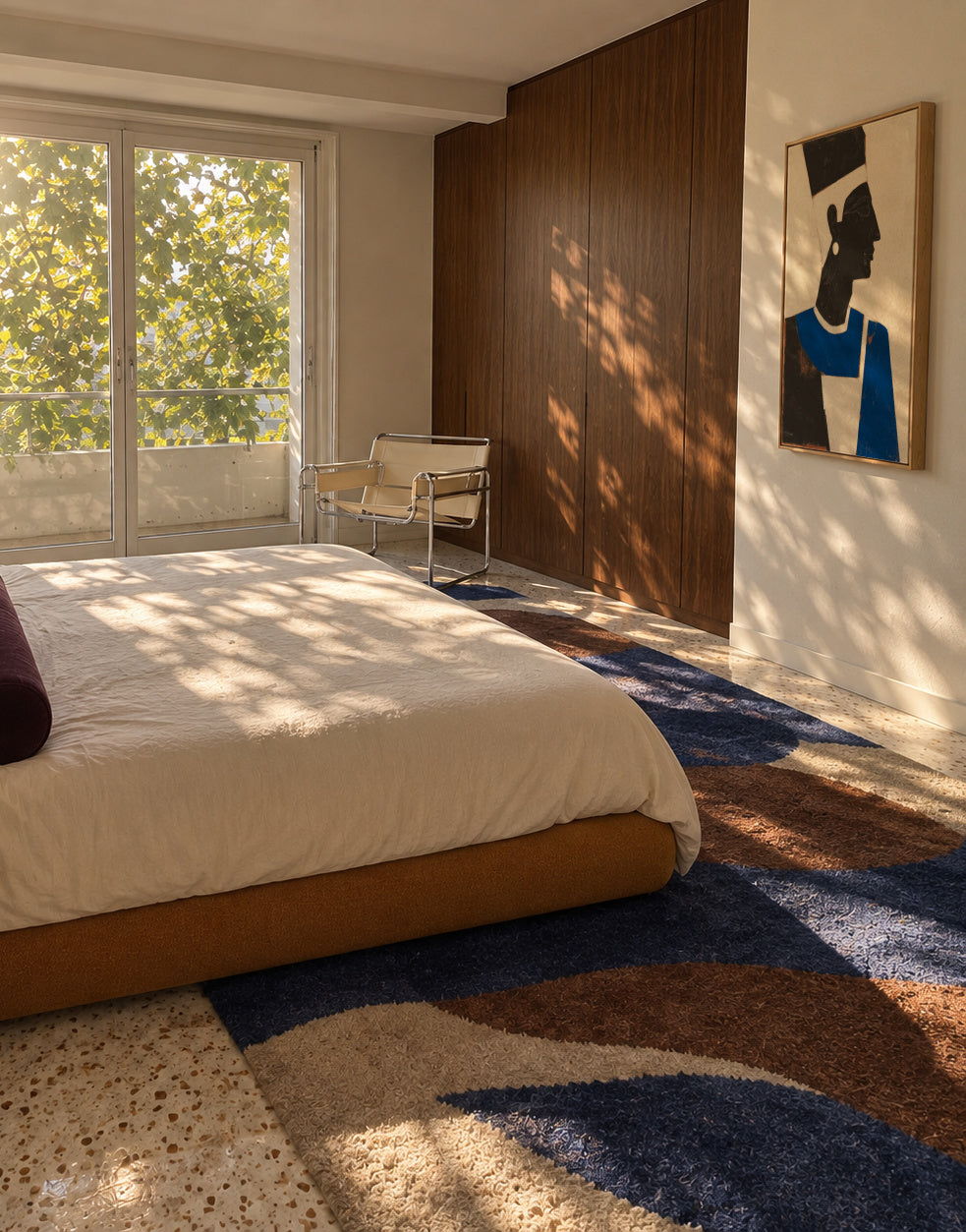 Graphic Profile - Framed canvas in an interior