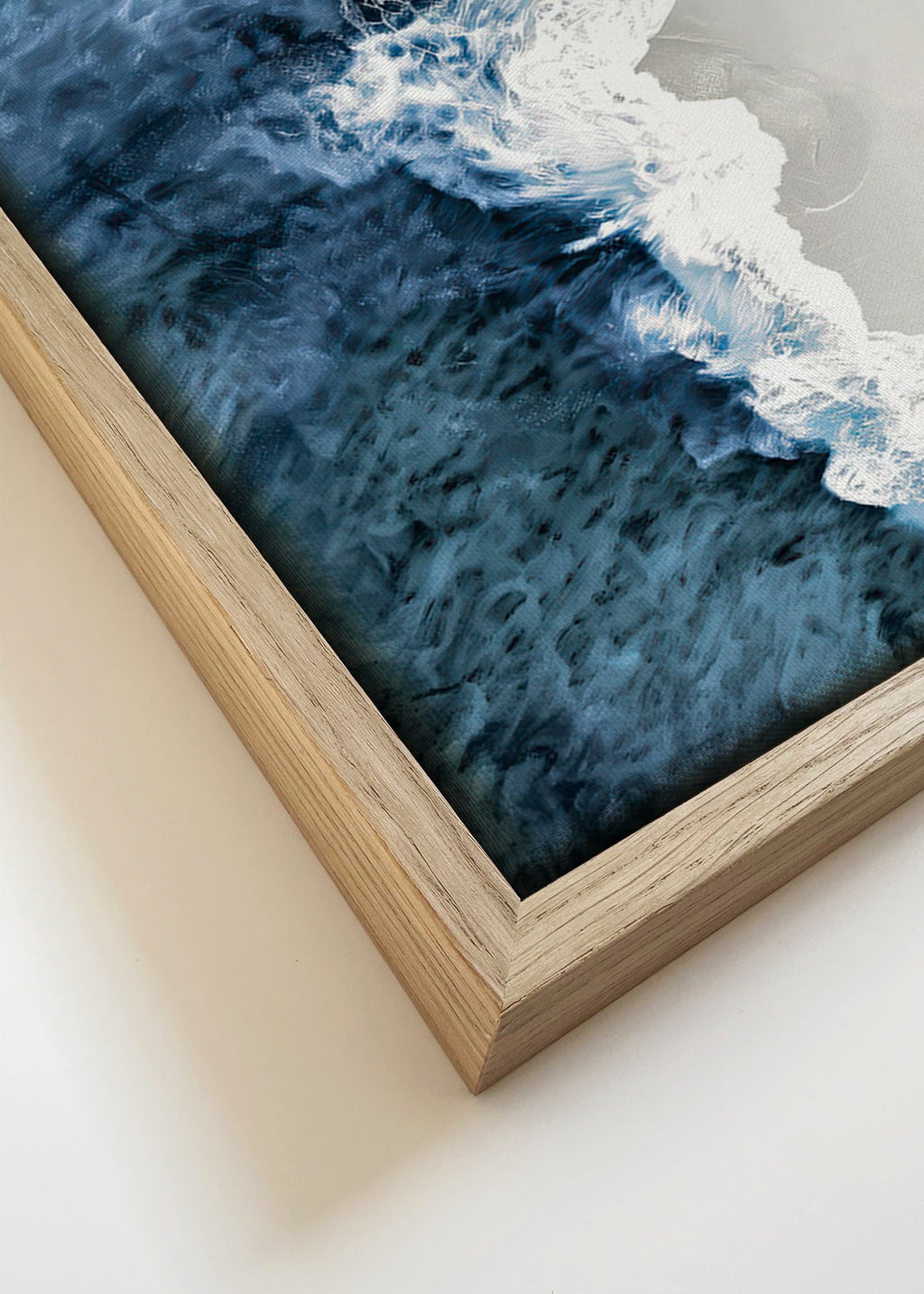 Cuadro de paisaje com ondas aéreas e espuma gráfica
