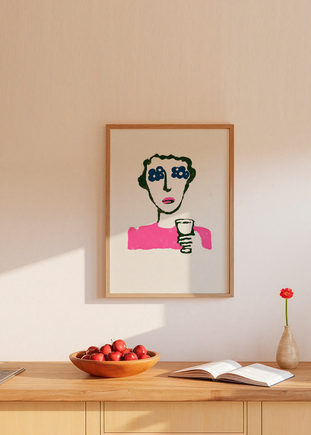 Ilustração floral com figura e copo