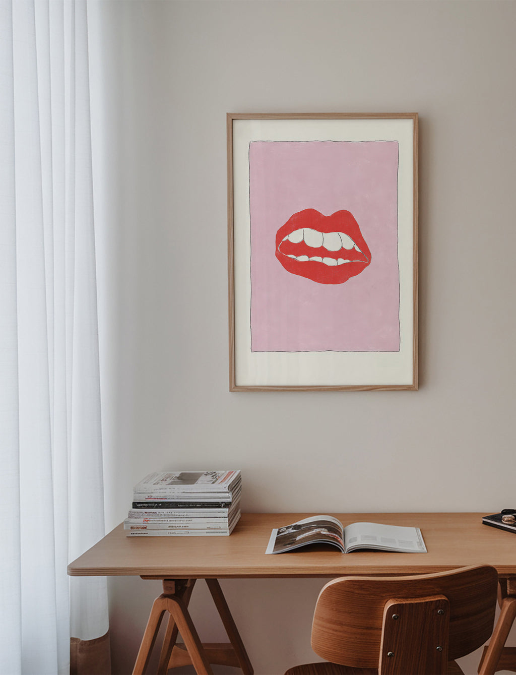 Ilustração lábios vermelhos com fundo rosa