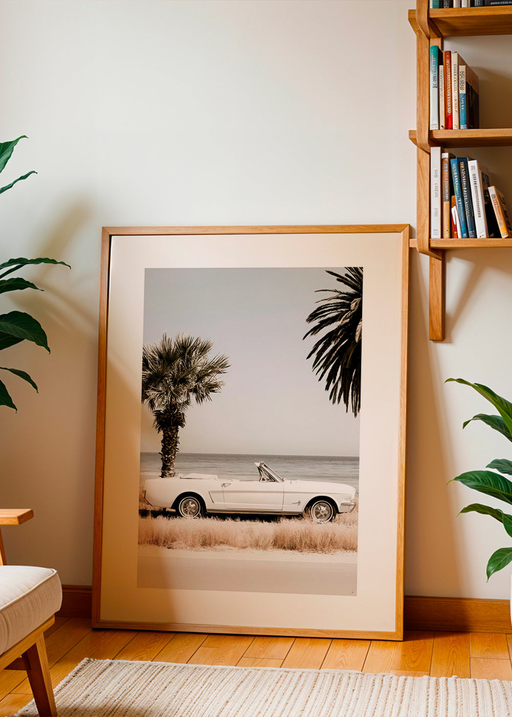Fotografia de carro clássico à beira-mar