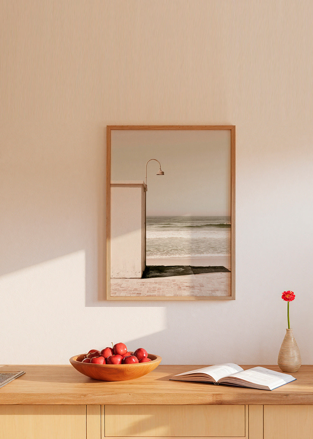 Quadro de paisagem praia com lâmpada de parede