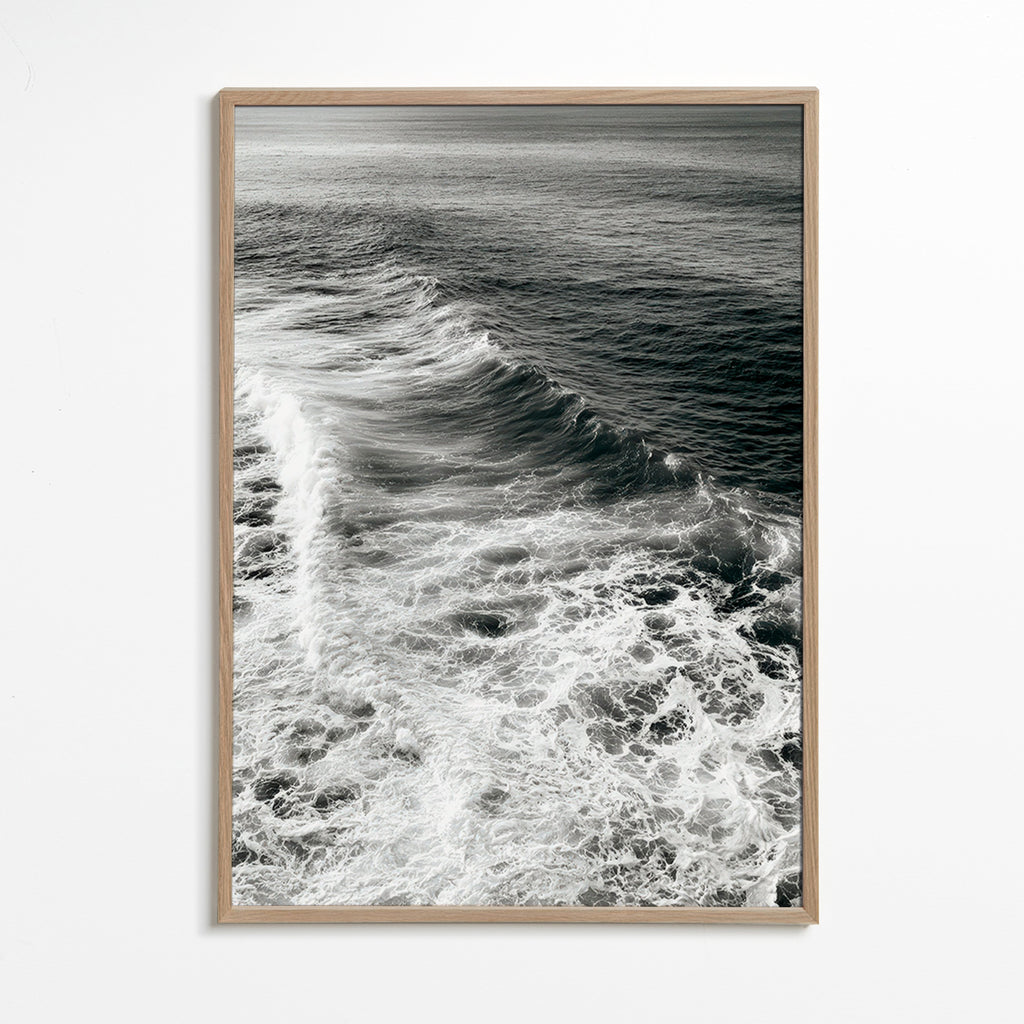 Fotografia de ondas em preto e branco