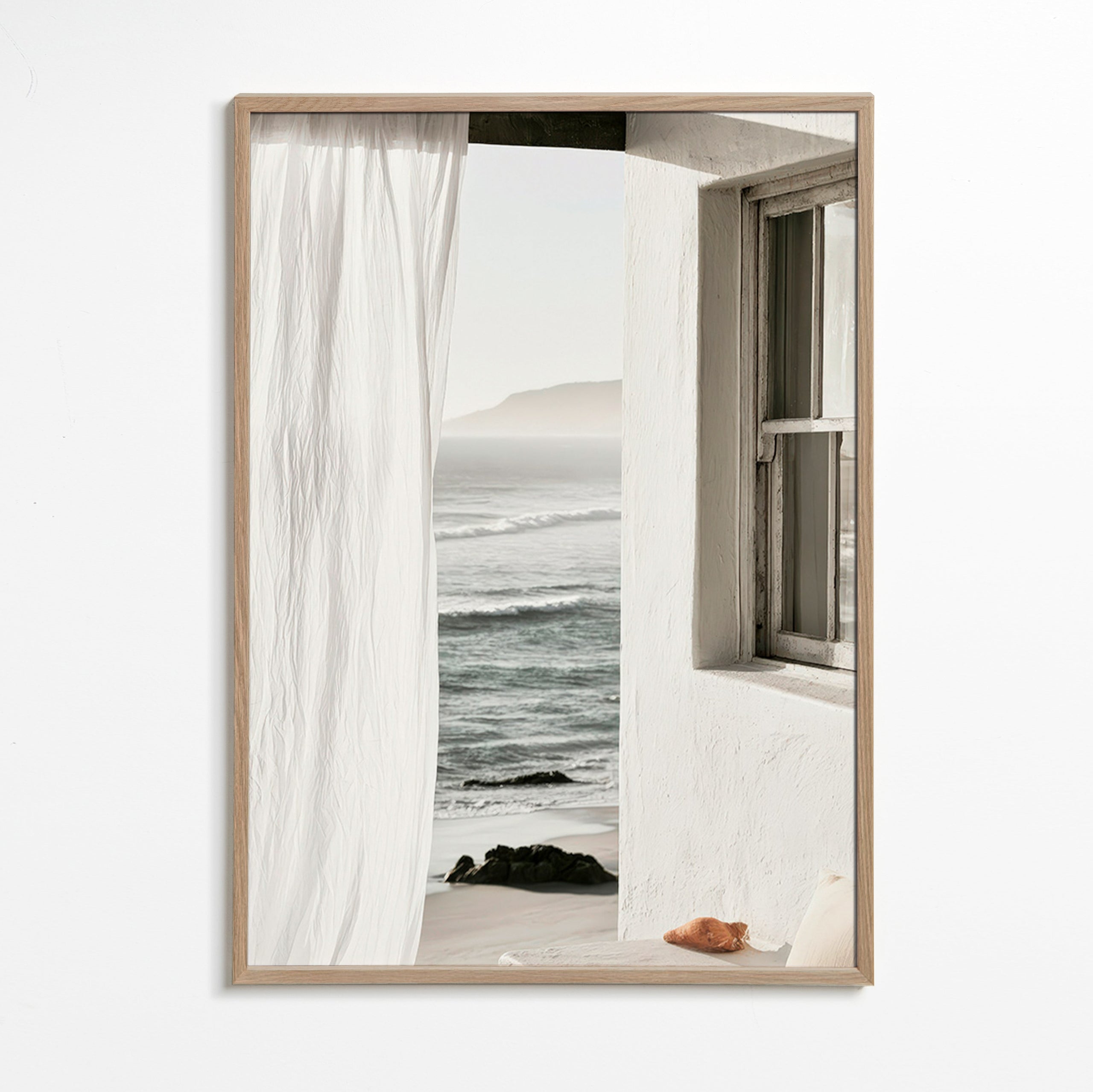Quadro de paisagem com janela para o mar