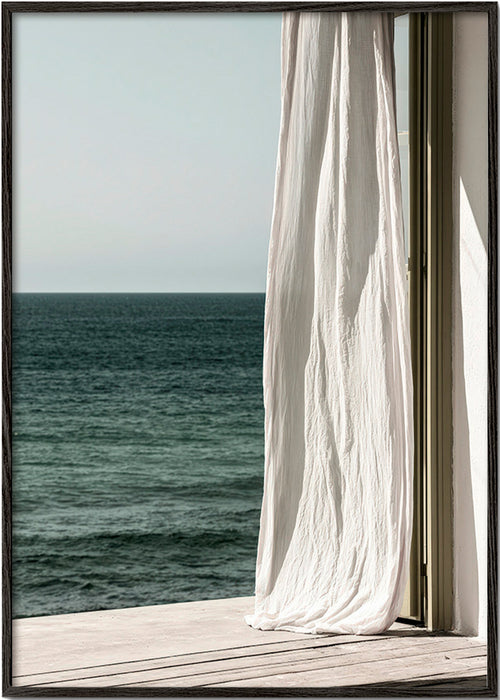 Quadro de paisagem com cortina junto ao mar
