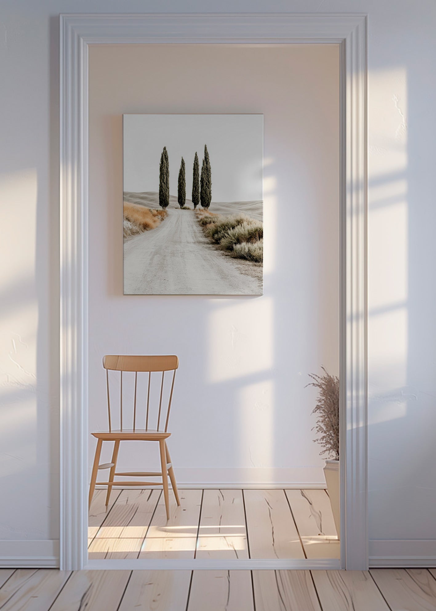 Quadro de paisagem com ciprestes na estrada