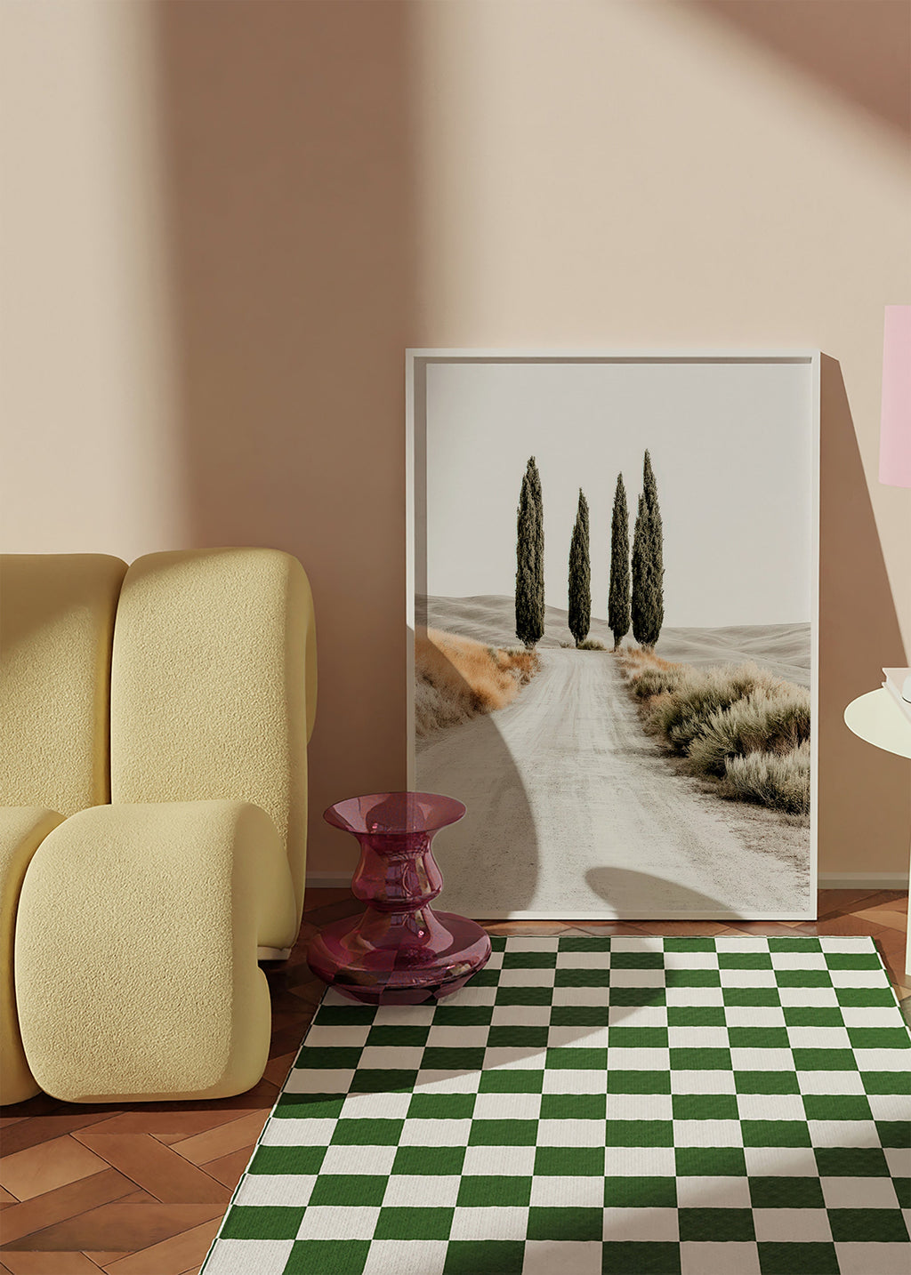 Quadro de paisagem com ciprestes na estrada