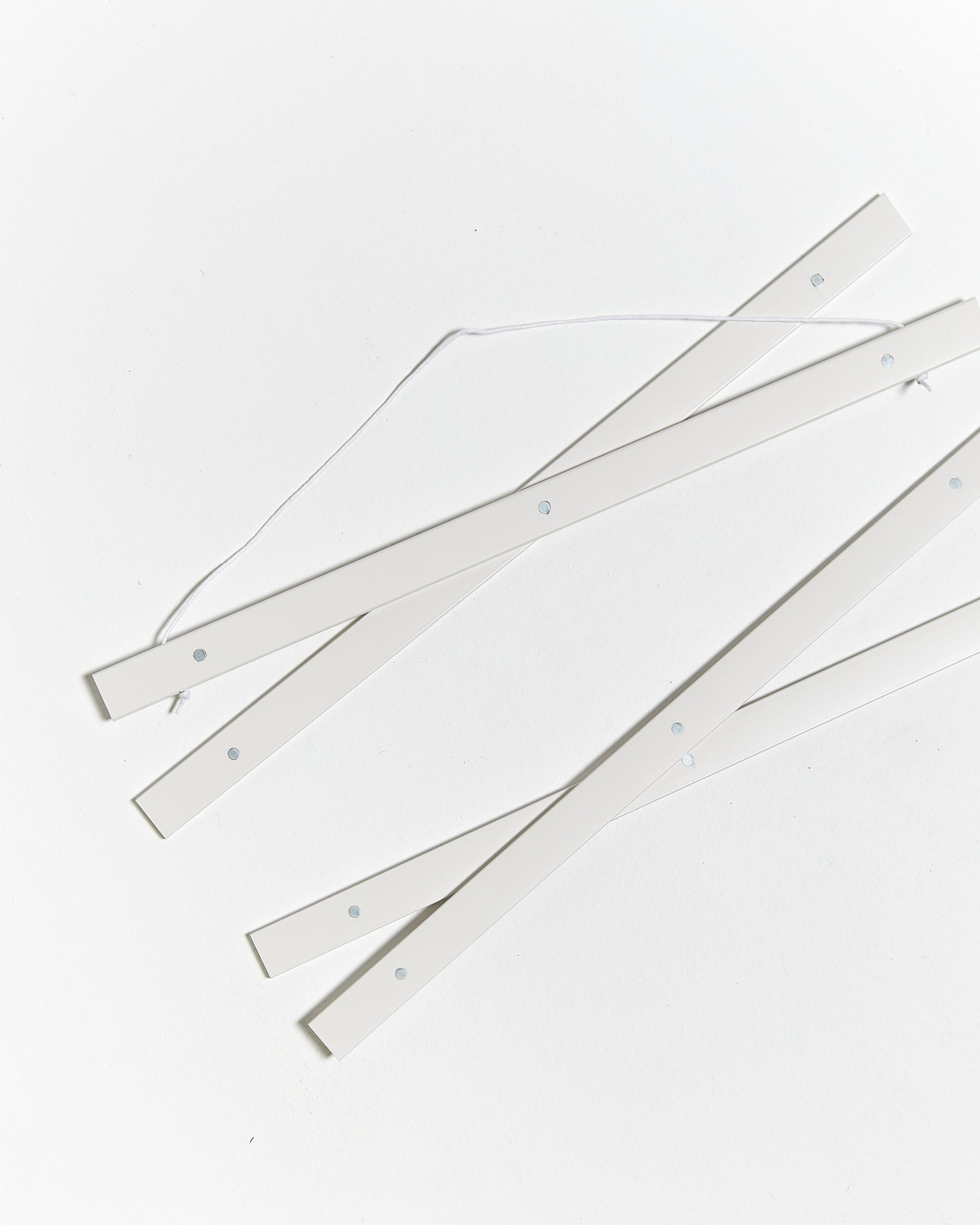 Colgador para póster de 70cm de madera y color blanco